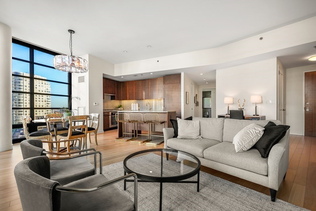3 bed, 3 bath apartment for rent at 580 Washington St Unit PH3, Theatre District — photo 2 of 34