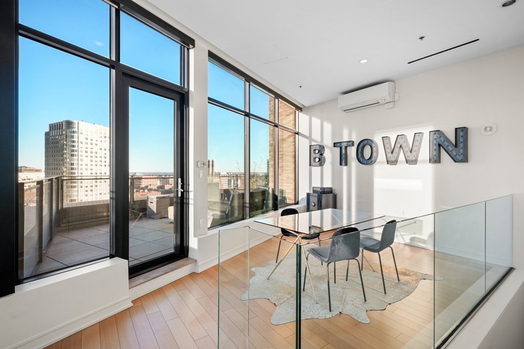3 bed, 3 bath apartment for rent at 580 Washington St Unit PH3, Theatre District — photo 13 of 34