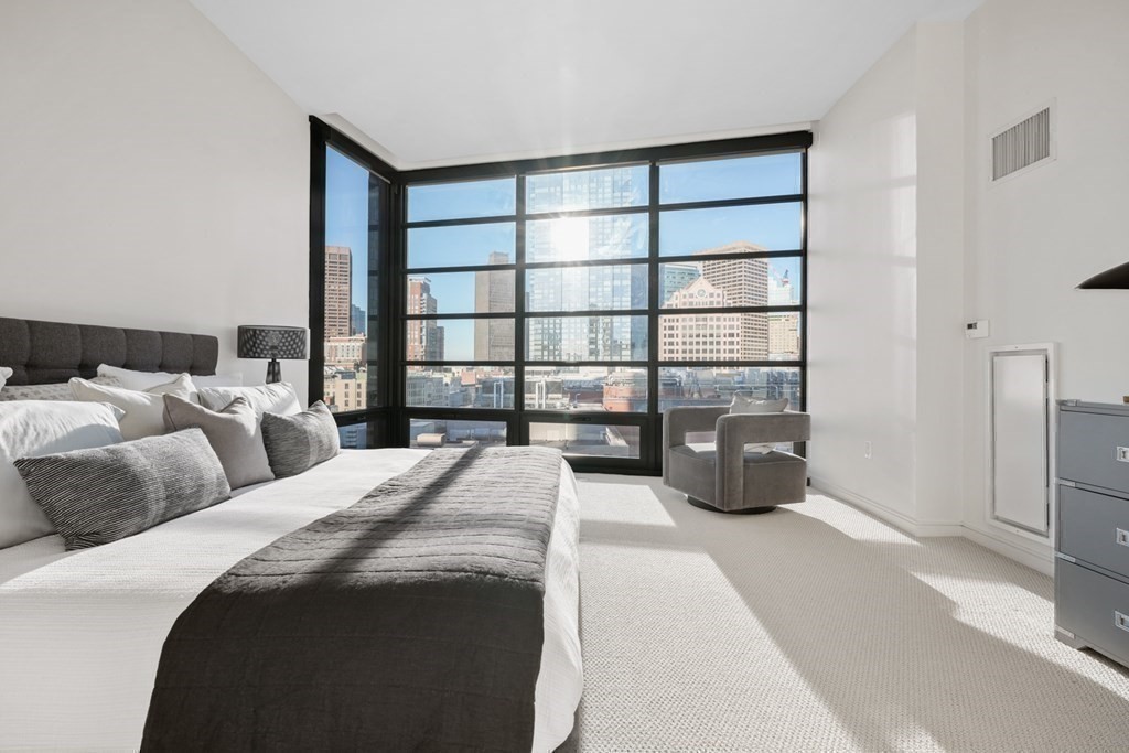 3 bed, 3 bath apartment for rent at 580 Washington St Unit PH3, Theatre District — photo 19 of 34