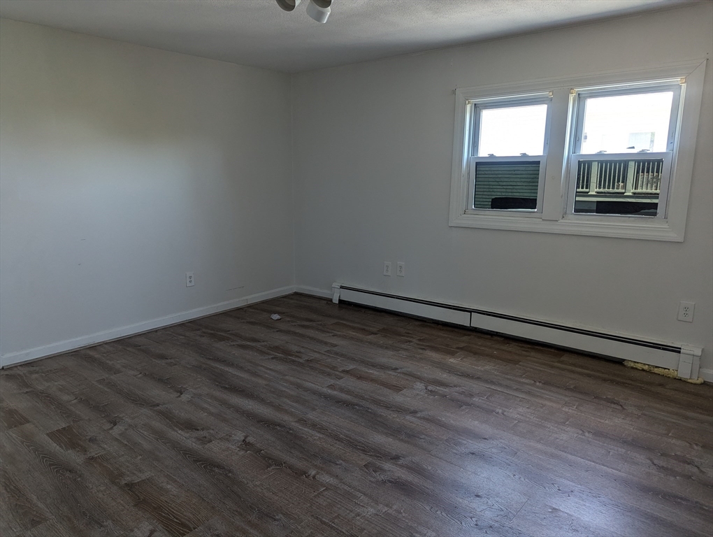 3 bed, 2 bath apartment for rent at 581 Proctor Ave Unit 3, Revere — photo 7 of 12