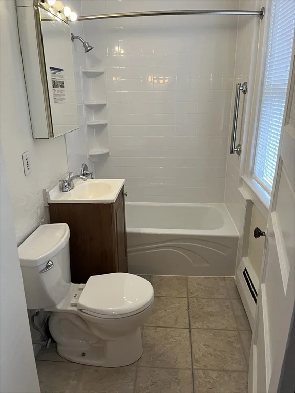 1 bed, 1 bath apartment for rent at 581 South Ave Unit 1R, Whitman — photo 5 of 6