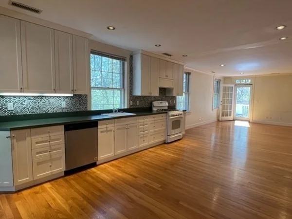 2 bed, 2 bath apartment for rent at 582 Blue Hill Ave Unit A, Milton — photo 3 of 42