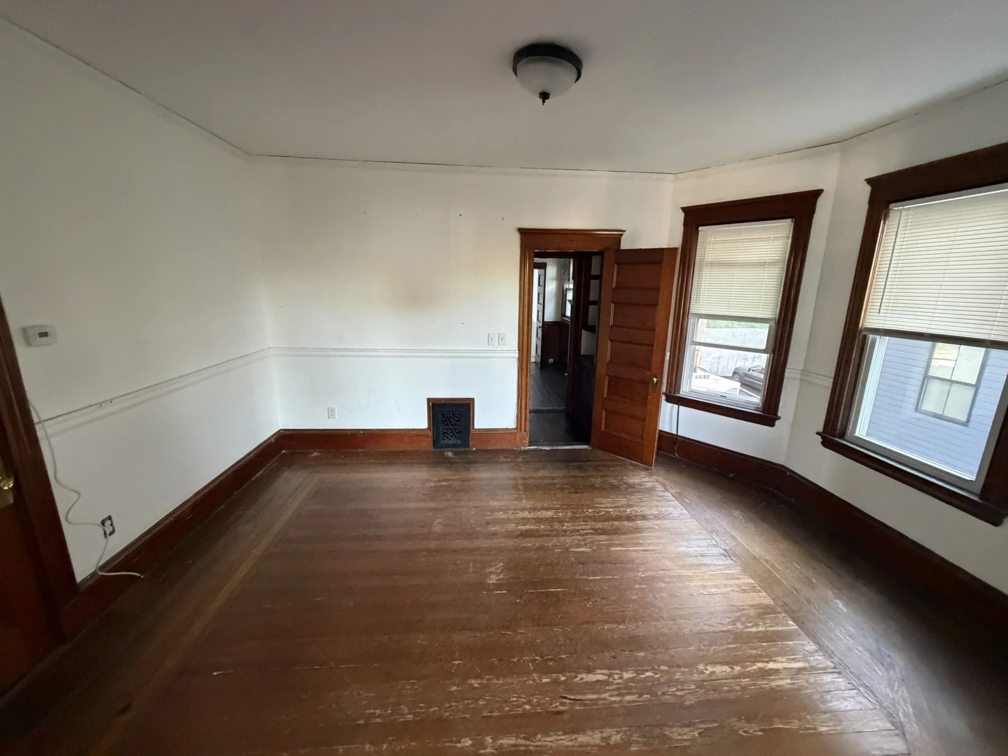 3 bed, 1 bath apartment for rent at 582 Cambridge St Unit 2, Allston — photo 13 of 36