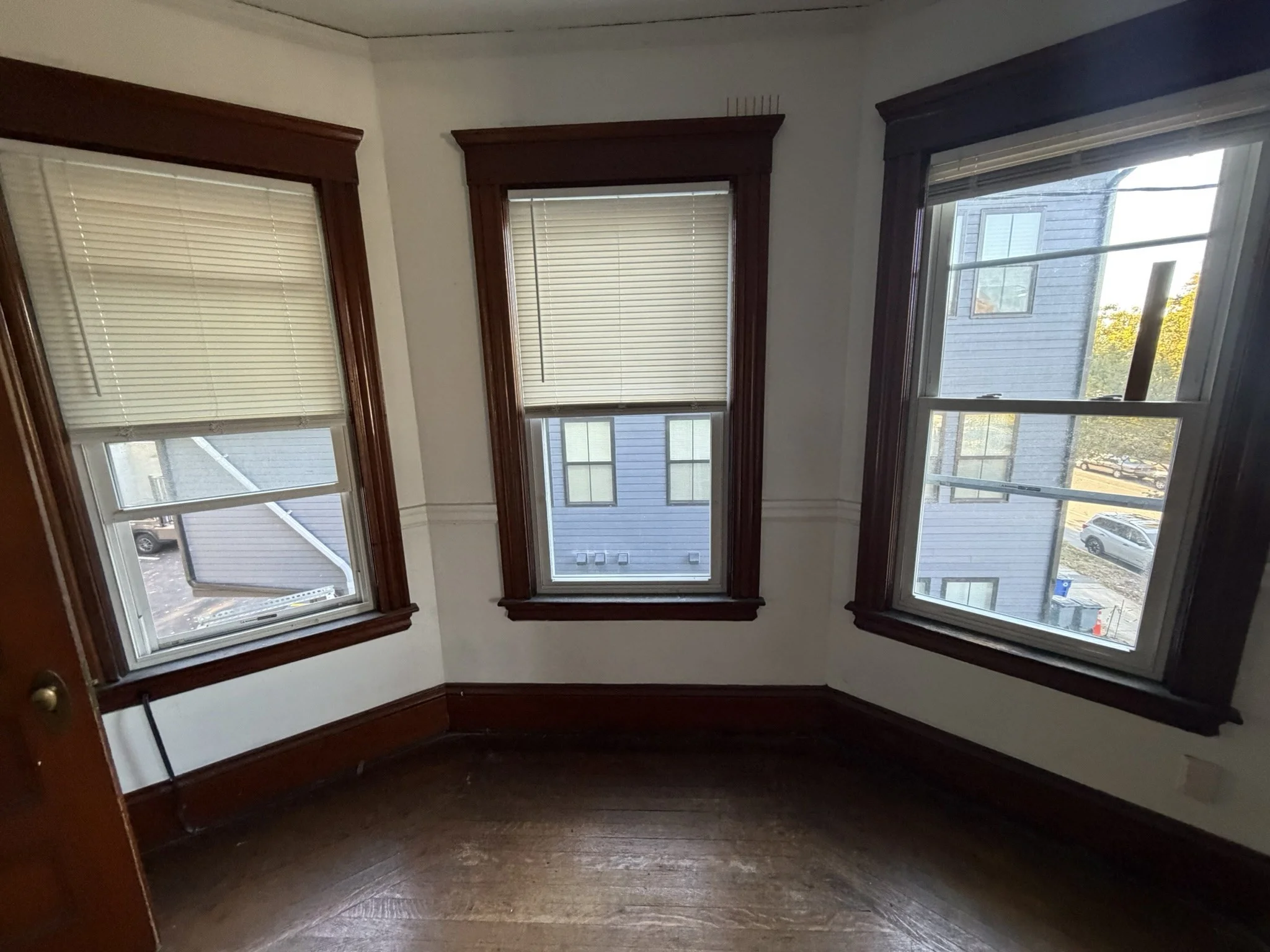 3 bed, 1 bath apartment for rent at 582 Cambridge St Unit 2, Allston — photo 16 of 36