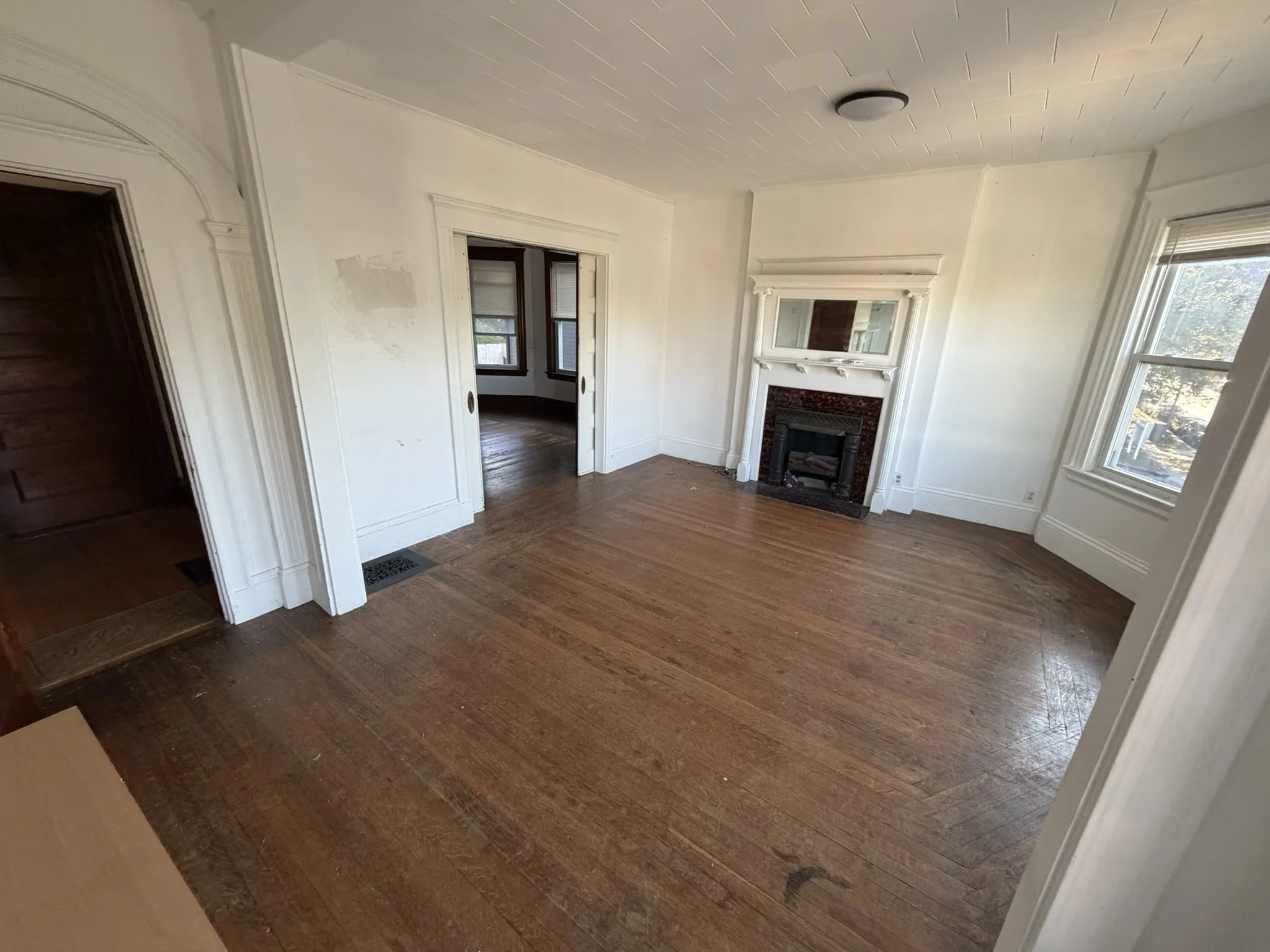 3 bed, 1 bath apartment for rent at 582 Cambridge St Unit 2, Allston — photo 7 of 36