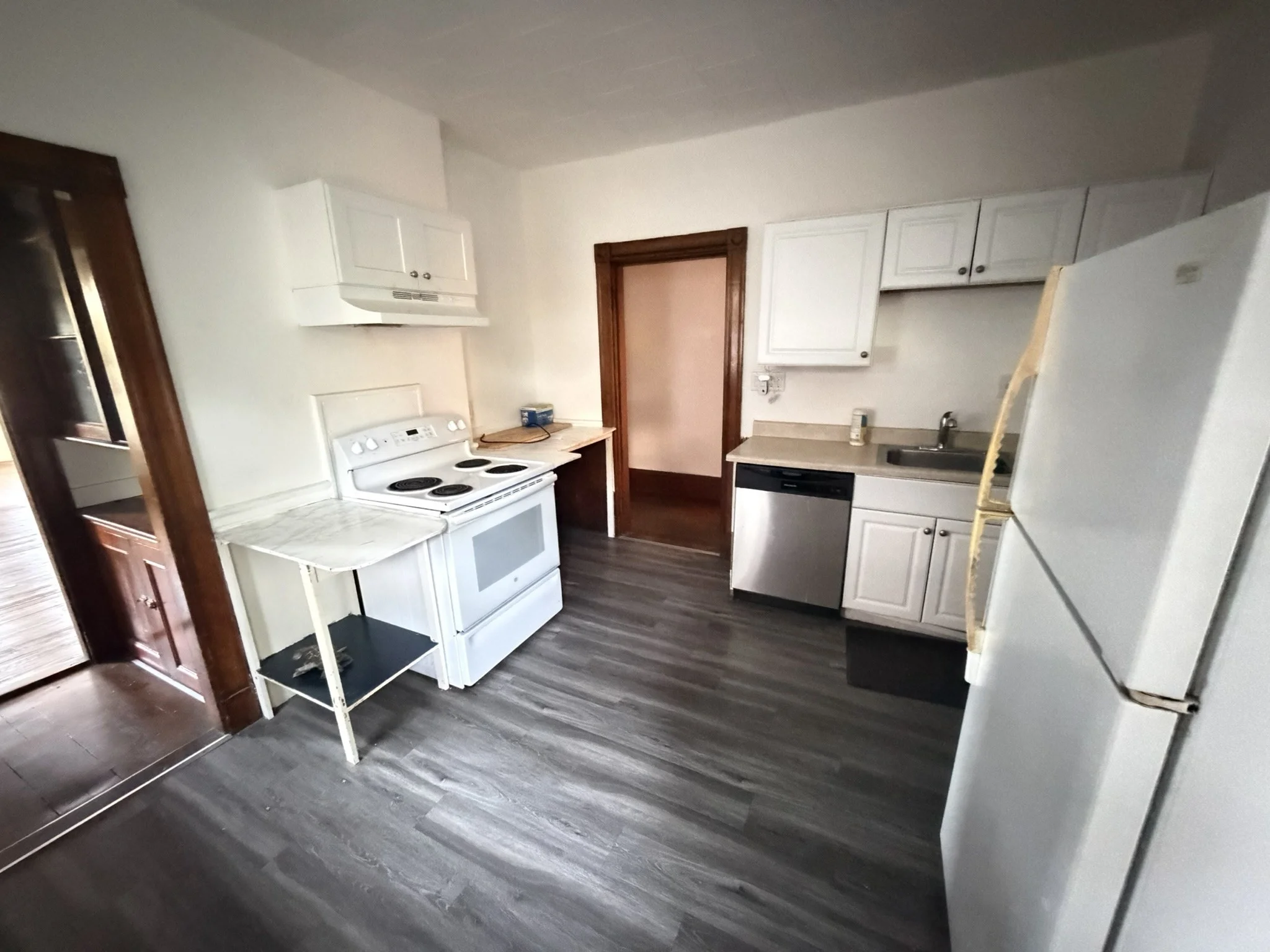 3 bed, 1 bath apartment for rent at 582 Cambridge St Unit 2, Allston — photo 2 of 36