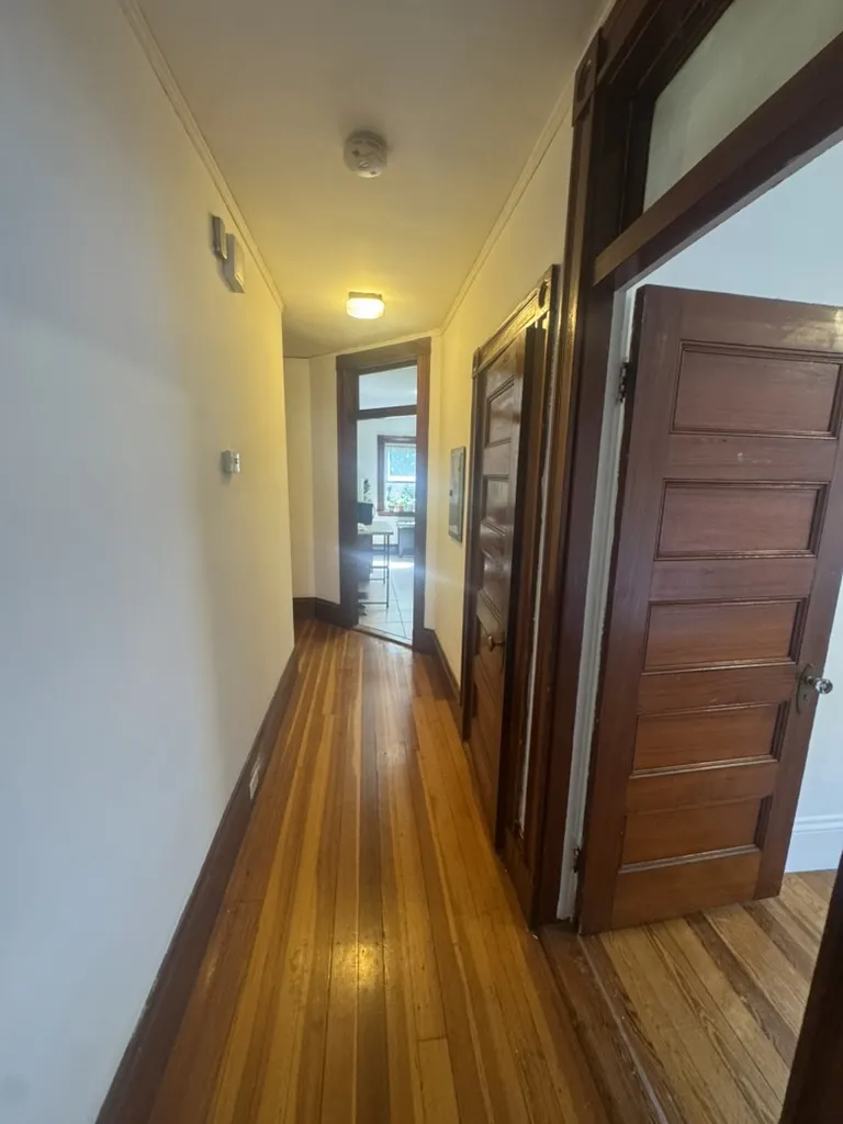 3 bed, 1 bath apartment for rent at 582 Cambridge St Unit 3, Beacon Hill — photo 3 of 6