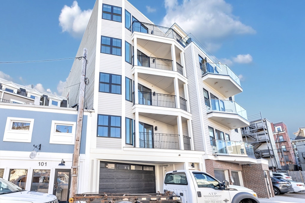3 bed, 2 bath apartment for rent at 582 East Broadway Unit 2, Boston — photo 17 of 18