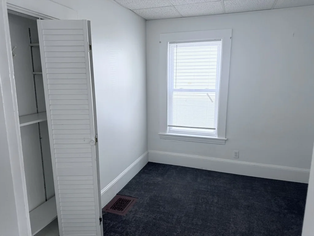2 bed, 1 bath apartment for rent at 582 Eastern Ave Unit 1, Lynn — photo 5 of 10