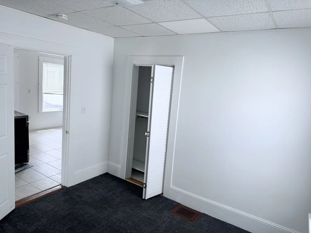 2 bed, 1 bath apartment for rent at 582 Eastern Ave Unit 1, Lynn — photo 6 of 10