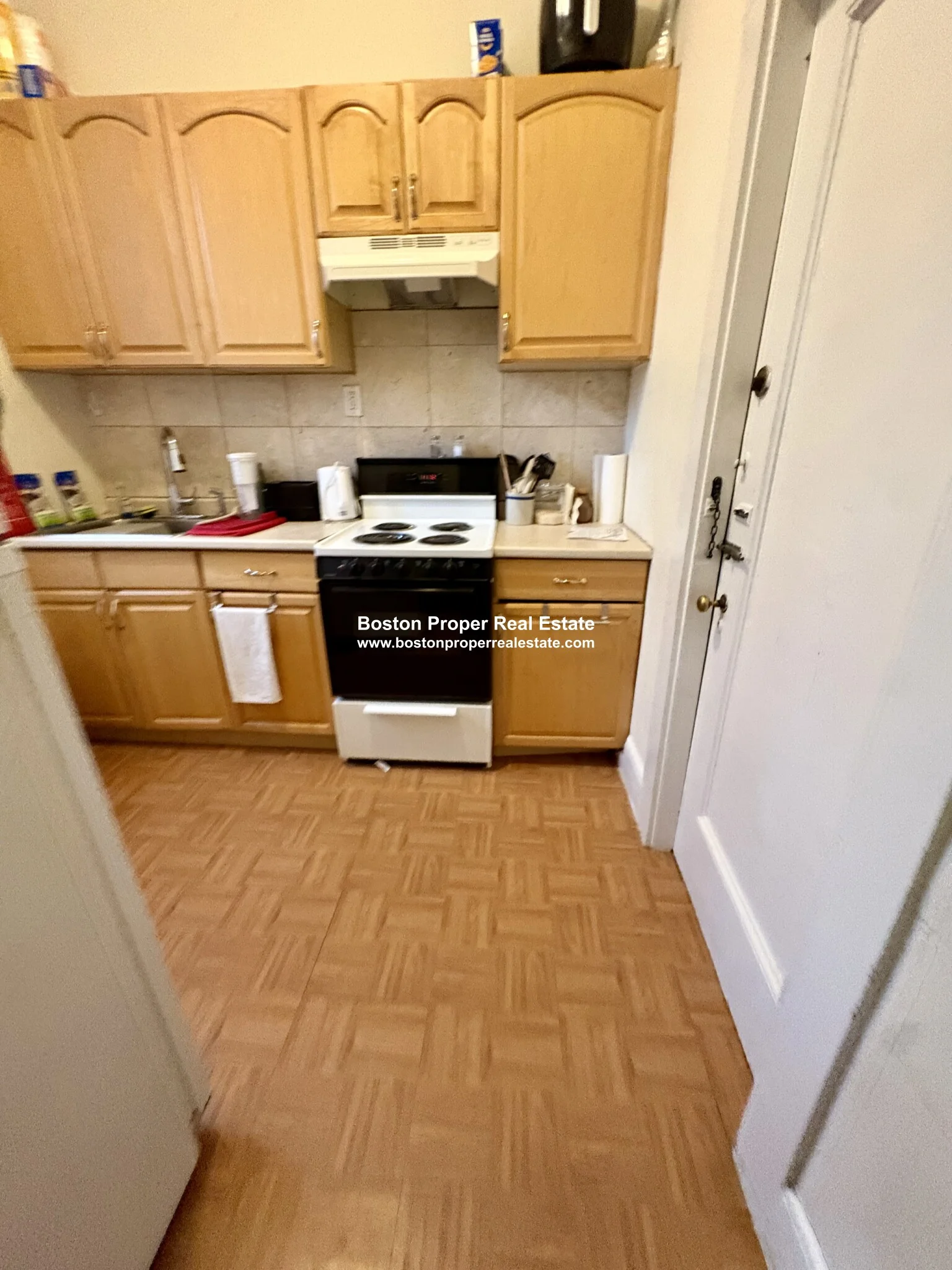 2 bed, 1 bath apartment for rent at 583 Beacon St Unit 1, Back Bay — photo 5 of 9