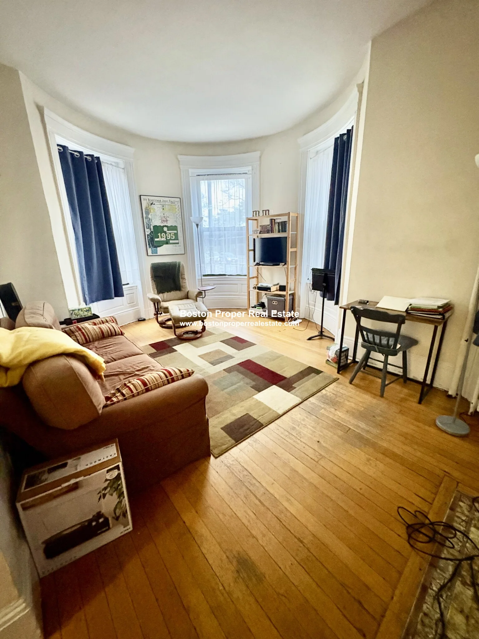 2 bed, 1 bath apartment for rent at 583 Beacon St Unit 1, Back Bay — photo 1 of 9