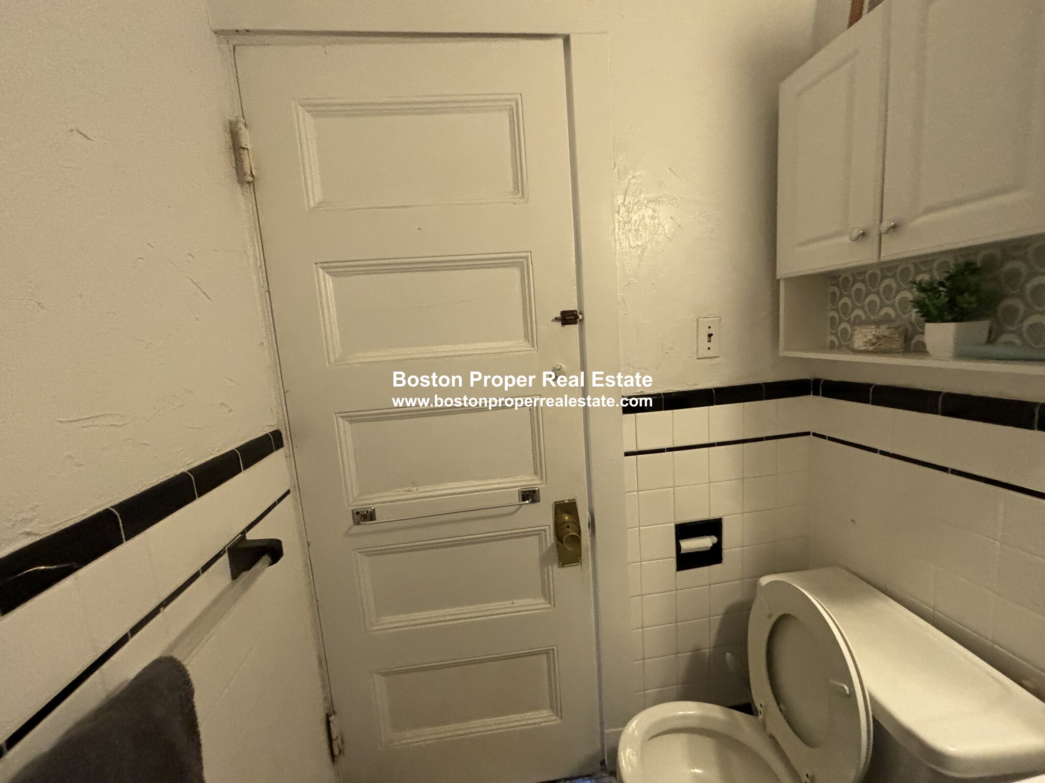 2 bed, 1 bath apartment for rent at 583 Beacon St Unit 8, Back Bay — photo 14 of 17