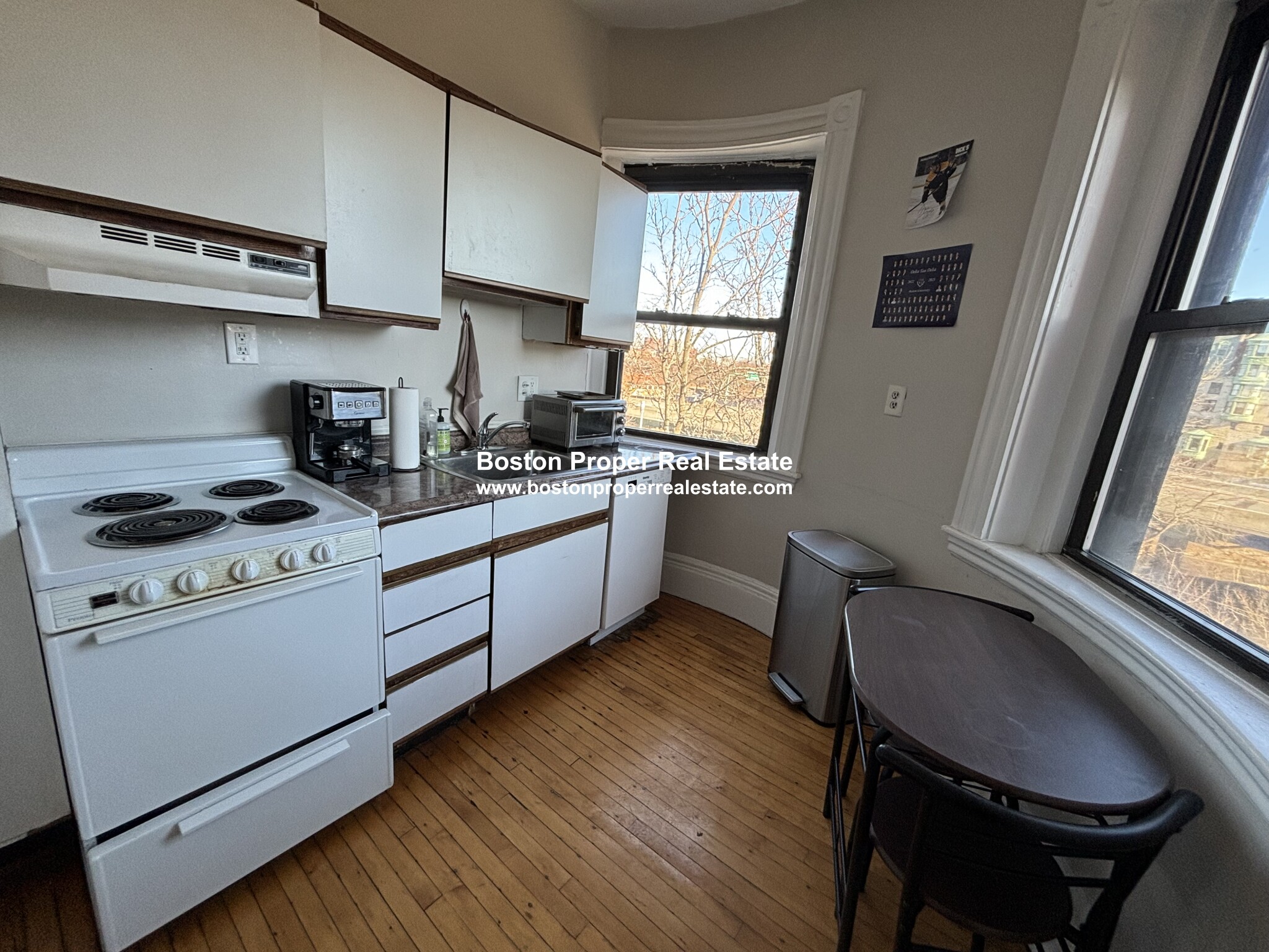2 bed, 1 bath apartment for rent at 583 Beacon St Unit 8, Back Bay — photo 3 of 17