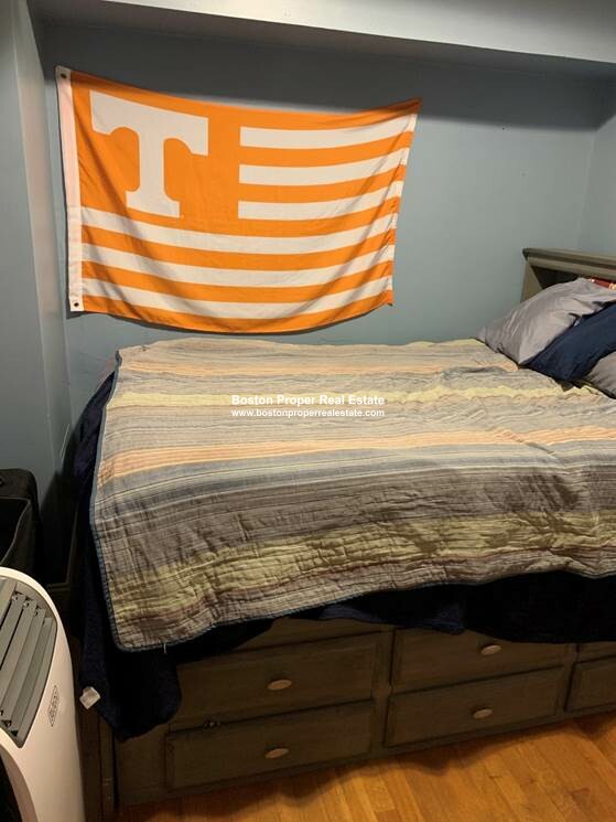 1 bed, 1 bath apartment for rent at 583 Beacon St Unit B1, Back Bay — photo 4 of 9