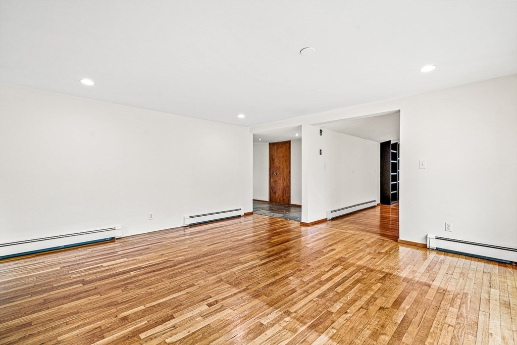 3 bed, 2 bath apartment for rent at 583 Gay St, Westwood — photo 10 of 23