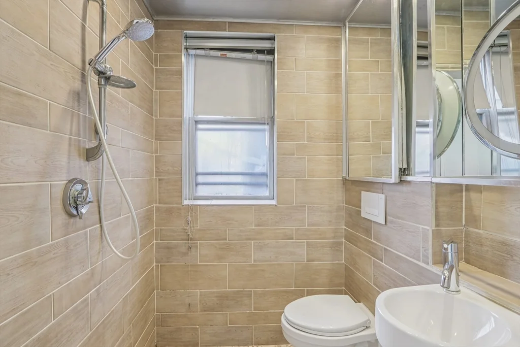 3 bed, 2 bath apartment for rent at 583 Massachusetts Ave Unit 5, Roxbury — photo 25 of 30