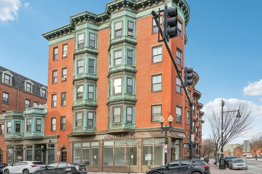 3 bed, 2 bath apartment for rent at 583 Massachusetts Ave Unit 5, Roxbury — photo 30 of 30