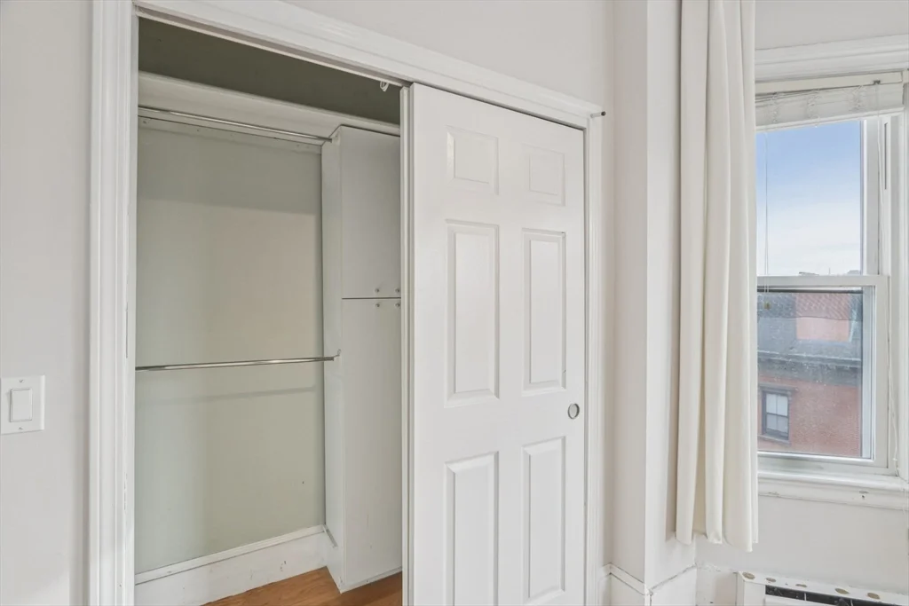 3 bed, 2 bath apartment for rent at 583 Massachusetts Ave Unit 5, Roxbury — photo 16 of 30