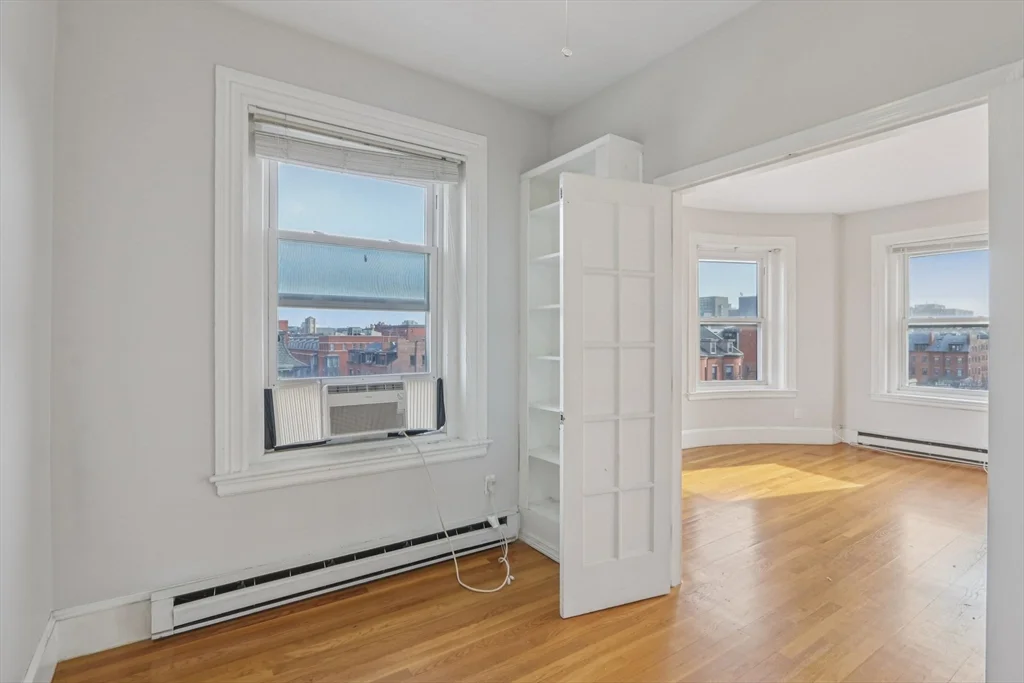 3 bed, 2 bath apartment for rent at 583 Massachusetts Ave Unit 5, Roxbury — photo 20 of 30