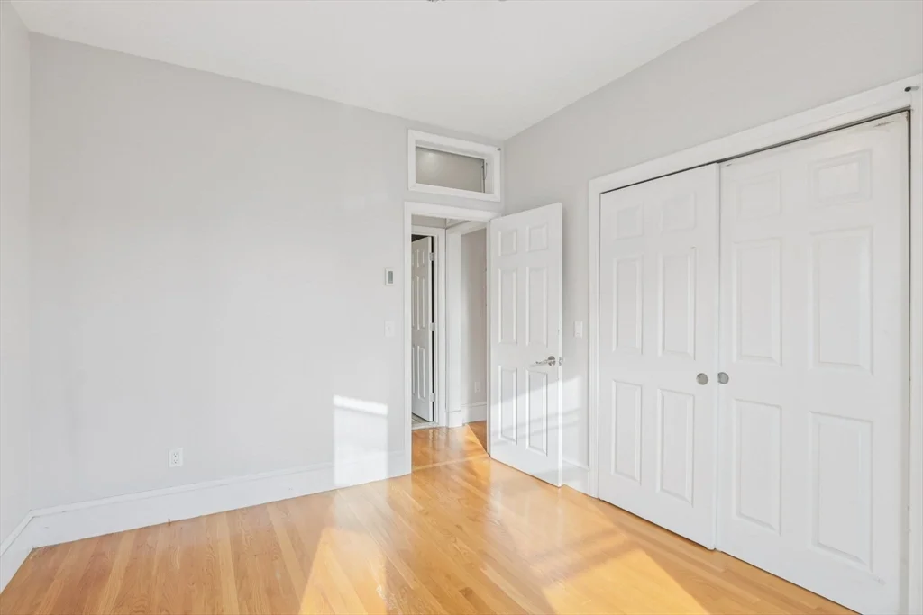 3 bed, 2 bath apartment for rent at 583 Massachusetts Ave Unit 5, Roxbury — photo 17 of 30