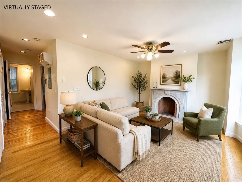 1 bed, 1 bath apartment for rent at 583 Tremont Unit 2, South End — photo 2 of 11