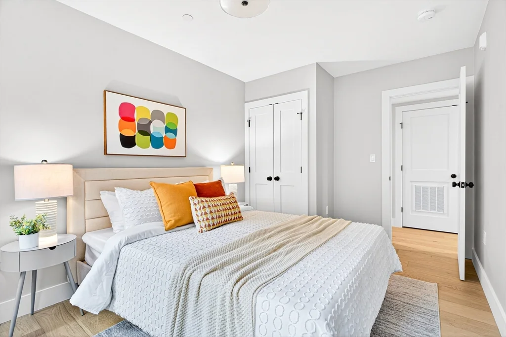 2 bed, 2 bath apartment for rent at 584 Cambridge St Unit 1, Allston — photo 9 of 17