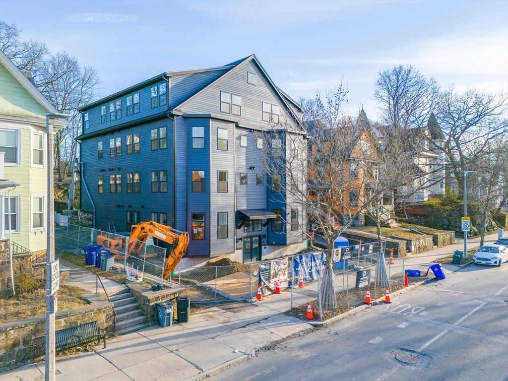 2 bed, 2 bath apartment for rent at 584 Cambridge St Unit 1, Allston — photo 16 of 17