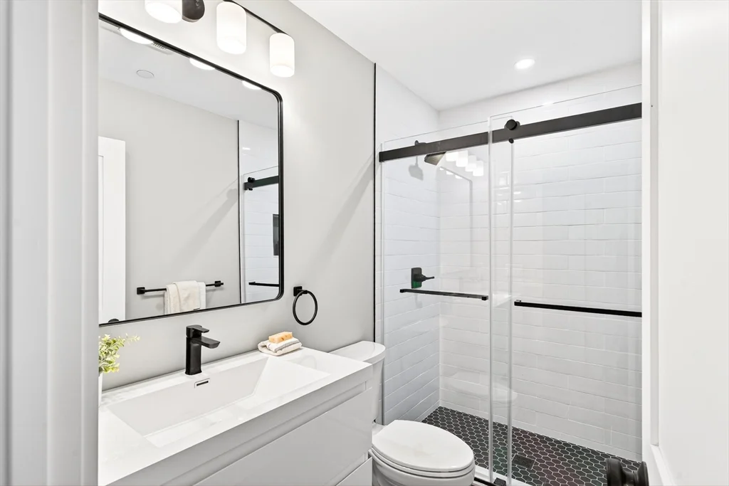 2 bed, 2 bath apartment for rent at 584 Cambridge St Unit 1, Allston — photo 11 of 17