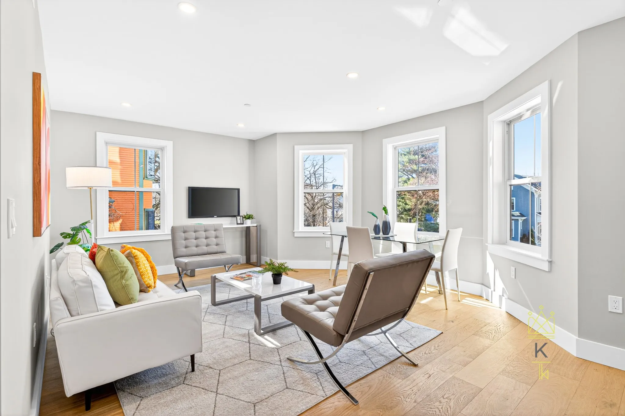 3 bed, 2 bath apartment for rent at 584 Cambridge St Unit 23, Allston — photo 4 of 23