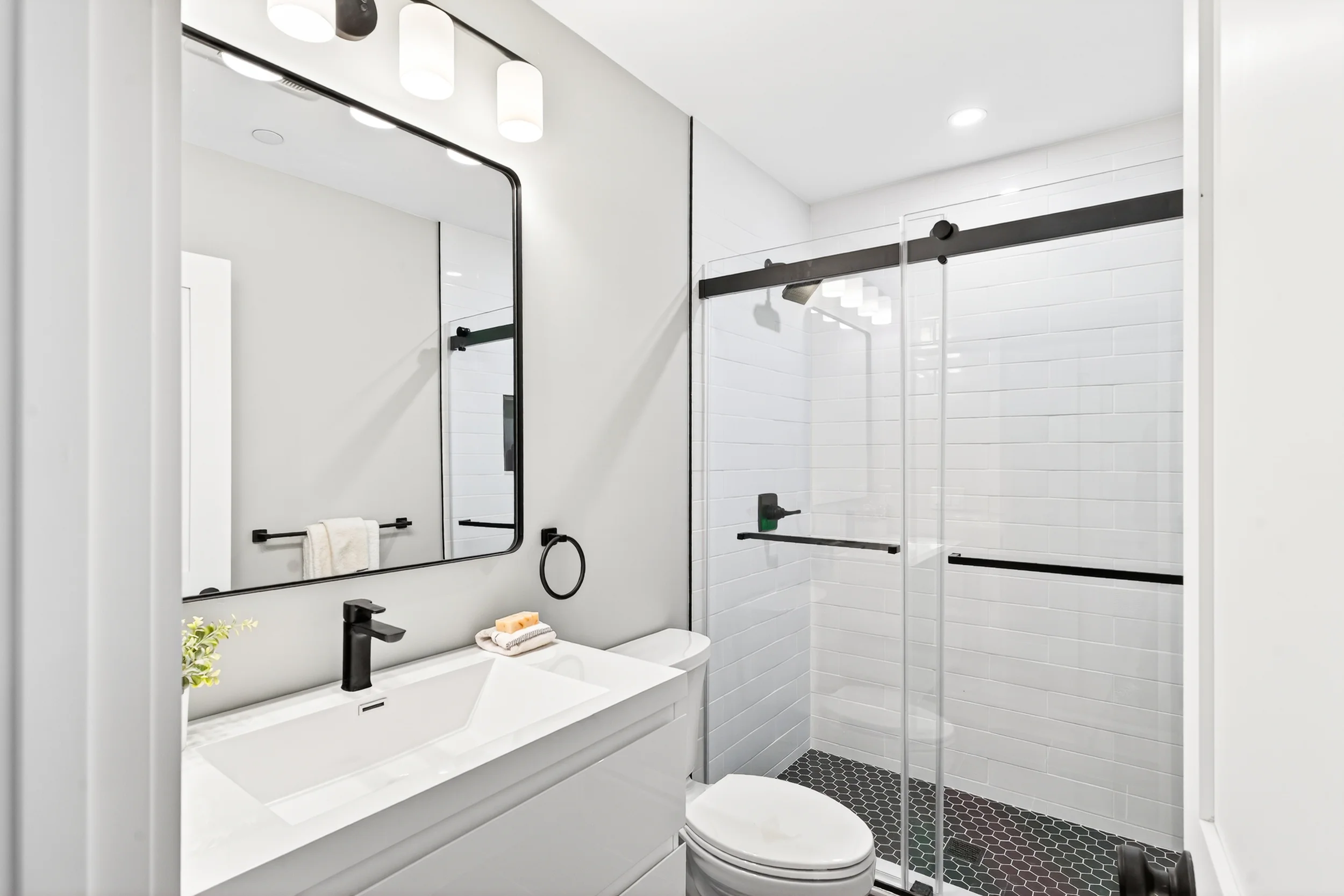 3 bed, 2 bath apartment for rent at 584 Cambridge St Unit 4, Allston — photo 6 of 10