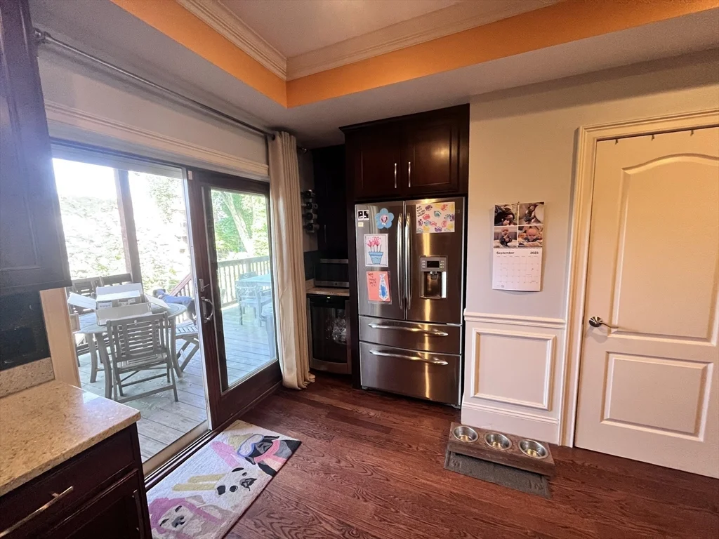2 bed, 1 bath apartment for rent at 584 E 8th St Unit 3, South Boston — photo 2 of 15