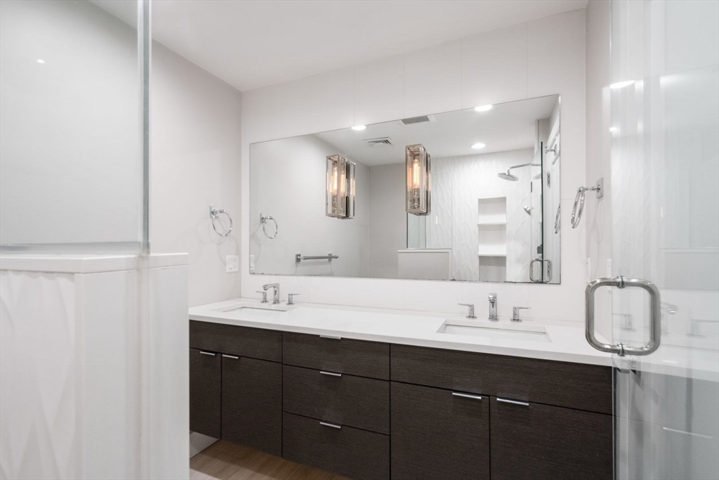 1 bed, 1 bath apartment for rent at 584 East 3rd Unit 2, South Boston — photo 14 of 21