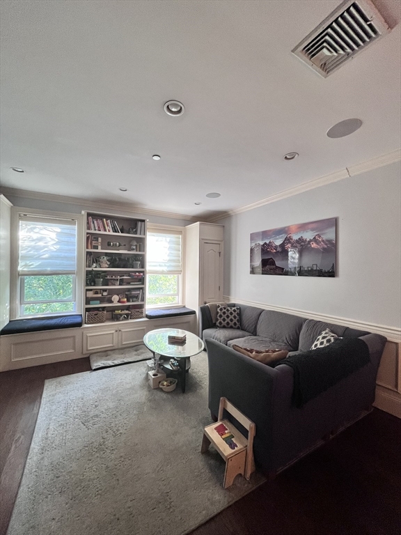 2 bed, 1.5 bath apartment for rent at 584 East 8th St Unit 3, South Boston — photo 6 of 15