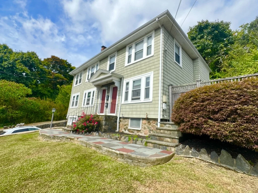 1 bed, 1 bath apartment for rent at 584 Humphrey St Unit 1, Swampscott — photo 37 of 37
