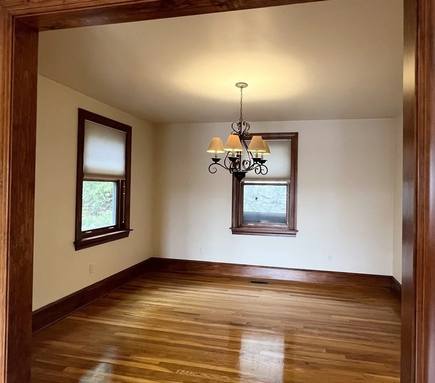 1 bed, 1 bath apartment for rent at 584 Humphrey St Unit 1, Swampscott — photo 14 of 37