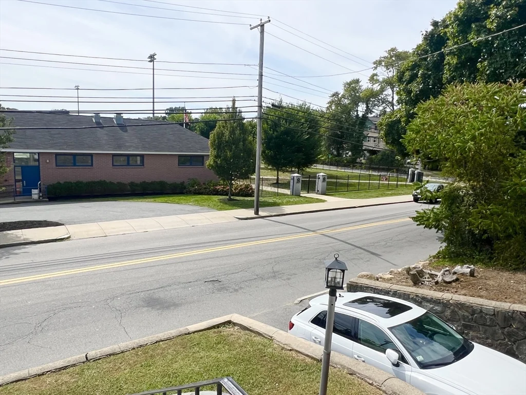 1 bed, 1 bath apartment for rent at 584 Humphrey St Unit 1, Swampscott — photo 35 of 37