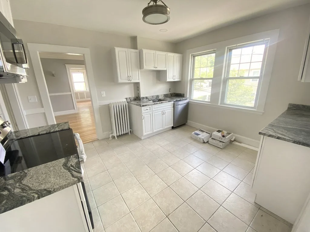 3 bed, 1 bath apartment for rent at 584 Lagrange St Unit 2, West Roxbury — photo 6 of 18