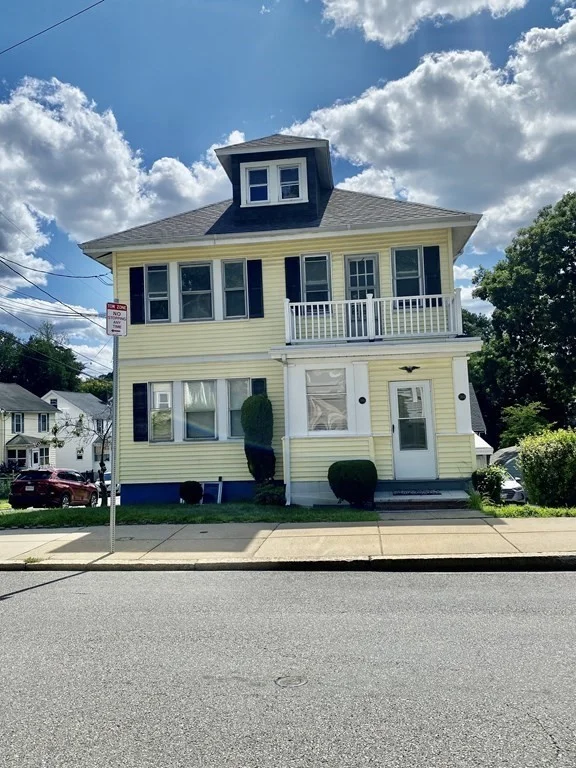 3 bed, 1 bath apartment for rent at 584 Lagrange St Unit 2, West Roxbury — photo 1 of 18