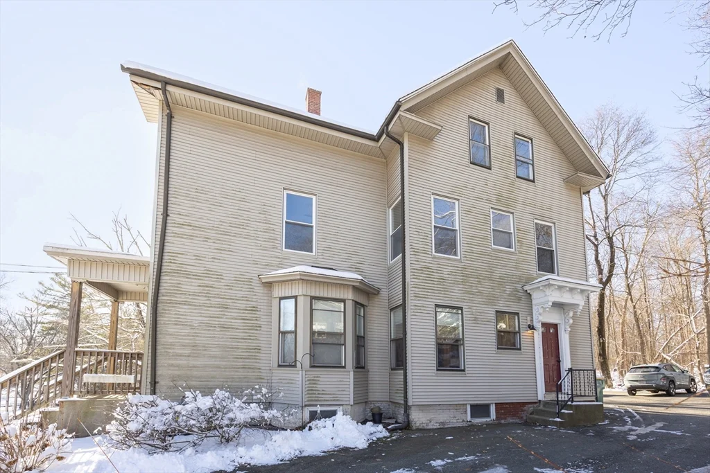 2 bed, 1 bath apartment for rent at 584 Mount Hope St Unit 2, North Attleboro — photo 30 of 35