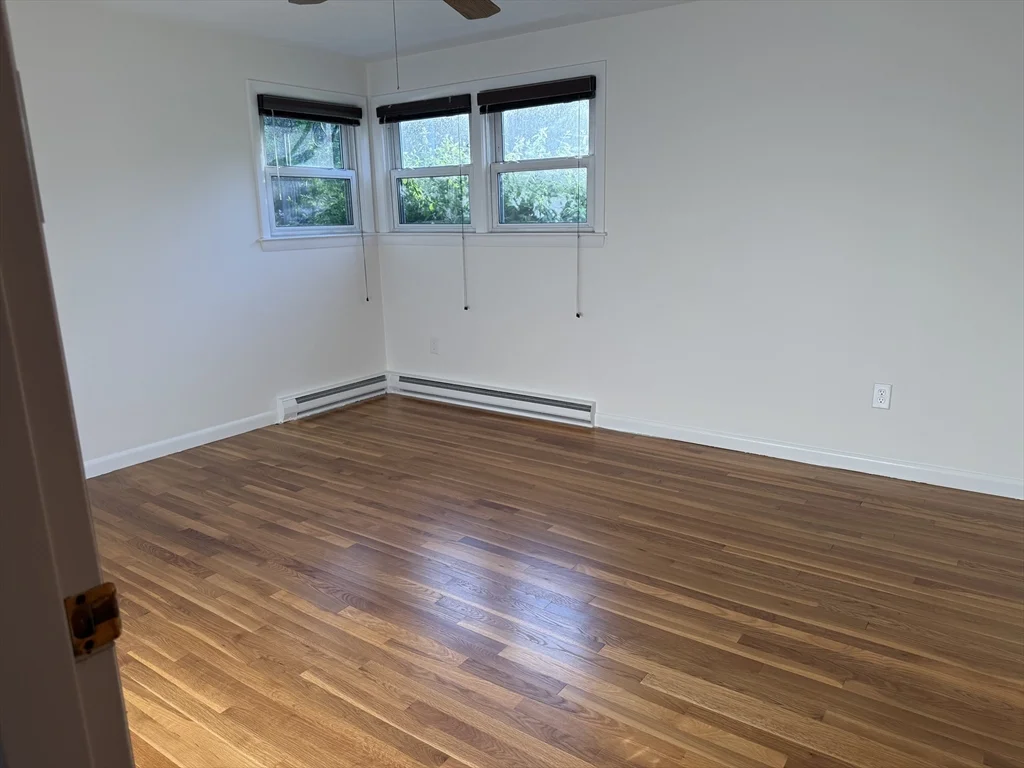 3 bed, 1 bath apartment for rent at 585 Burncoat St, Worcester — photo 14 of 27