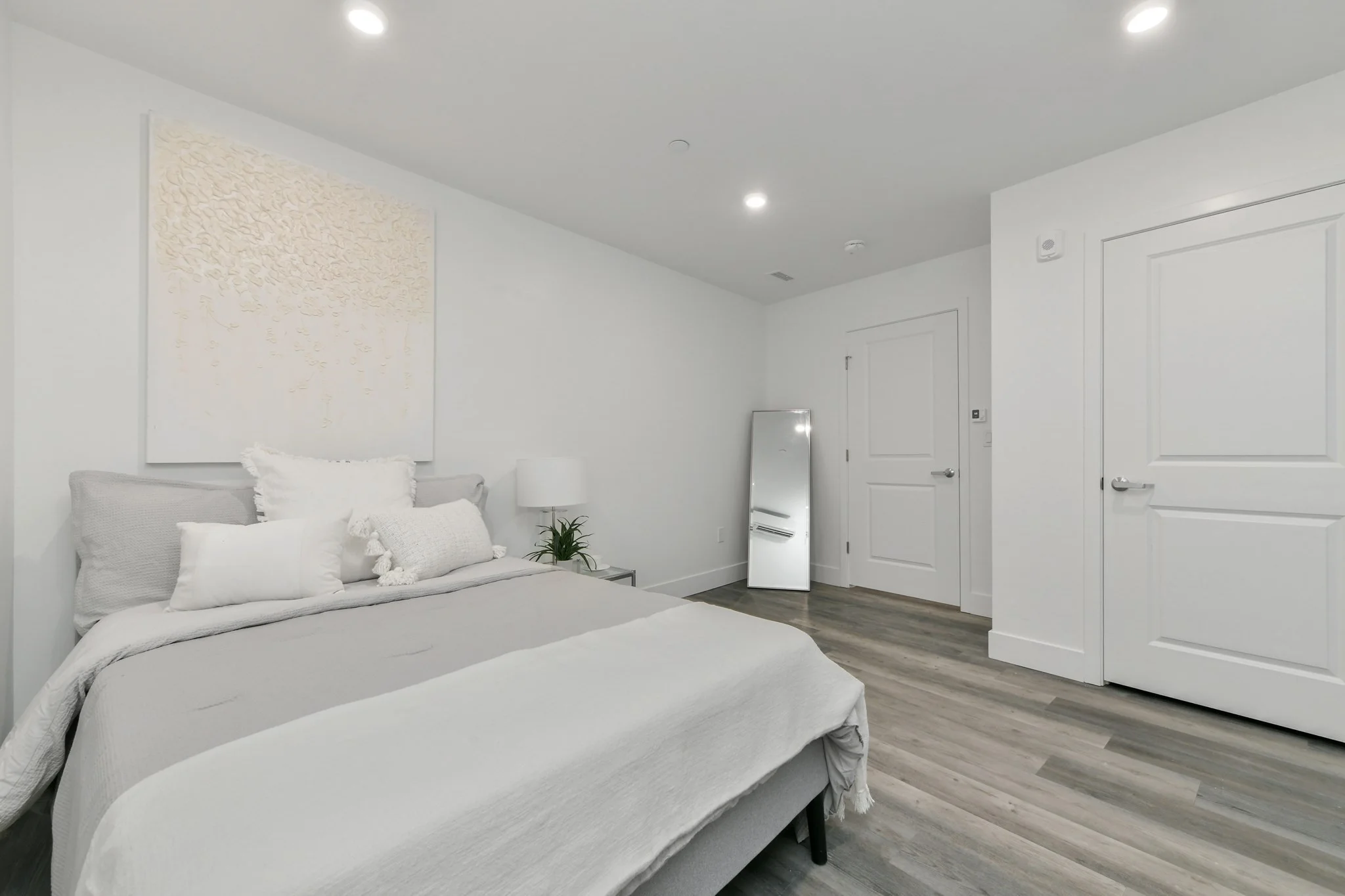 1 bed, 1 bath apartment for rent at 585 Essex St Unit 220, Lynn — photo 4 of 22