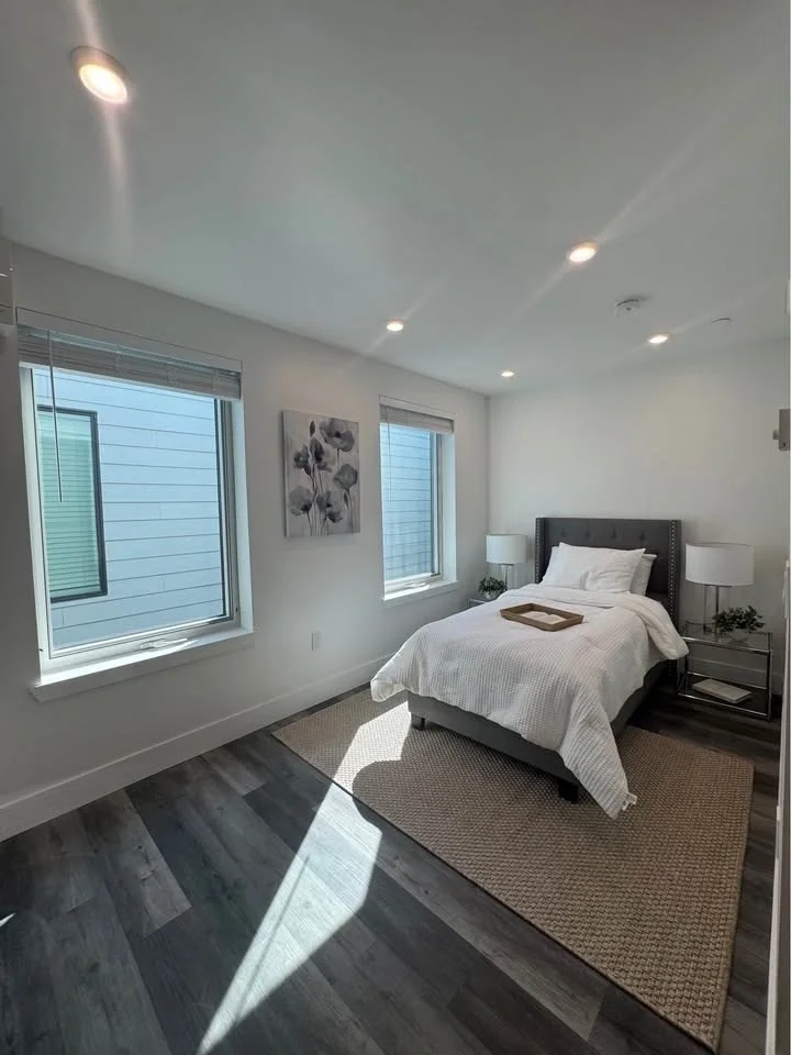 Studio bed, 1 bath apartment for rent at 585 Essex St Unit 223, Lynn