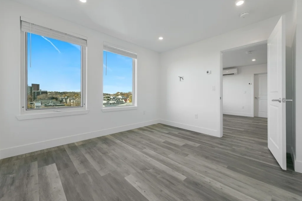 2 bed, 1 bath apartment for rent at 585 Essex St Unit 309, Lynn — photo 8 of 27