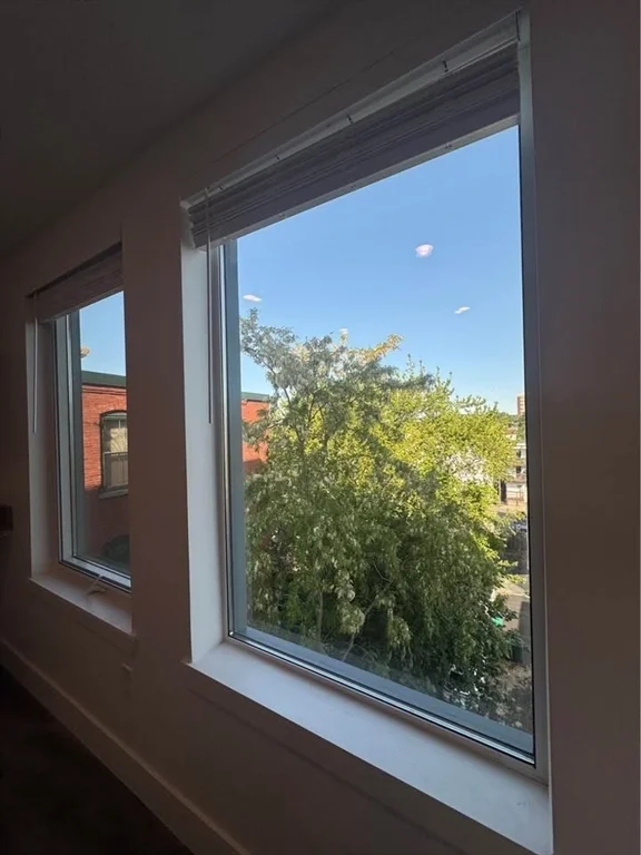 Studio bed, 1 bath apartment for rent at 585 Essex St Unit 507, Lynn — photo 10 of 10