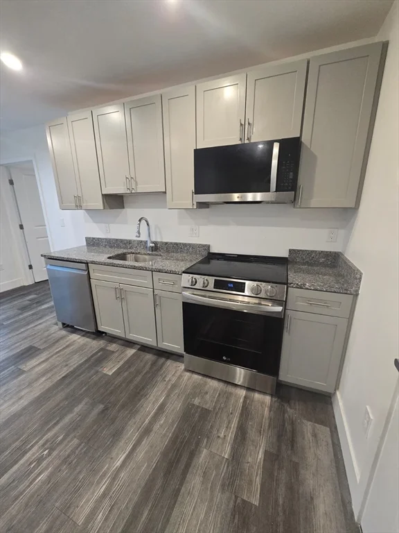 2 bed, 1 bath apartment for rent at 585 Essex St Unit 509, Lynn — photo 2 of 32