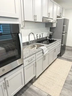 Studio bed, 1 bath apartment for rent at 585 Essex St Unit 527, Lynn — photo 4 of 12