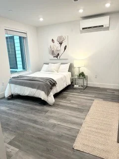 Studio bed, 1 bath apartment for rent at 585 Essex St Unit 527, Lynn — photo 1 of 12