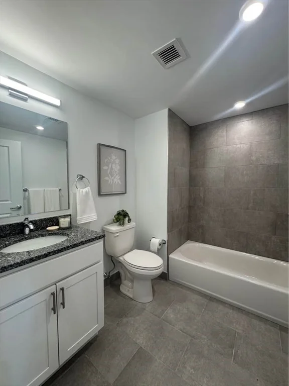 Studio bed, 1 bath apartment for rent at 585 Essex St Unit 607, Lynn — photo 6 of 9