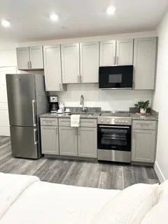Studio bed, 1 bath apartment for rent at 585 Essex St Unit 625, Lynn — photo 7 of 17